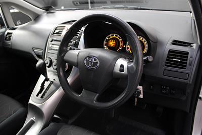 2011 Toyota Corolla - Thumbnail