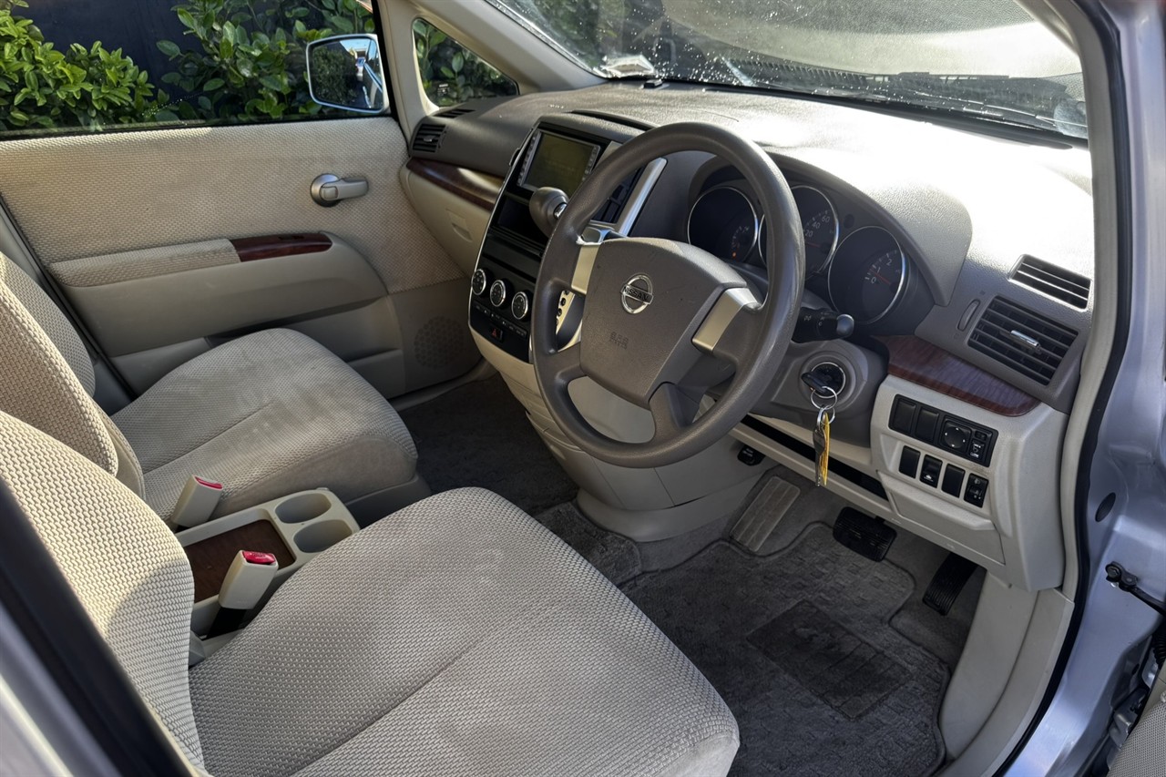 2006 Nissan Presage