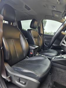 2020 Mitsubishi Triton - Thumbnail