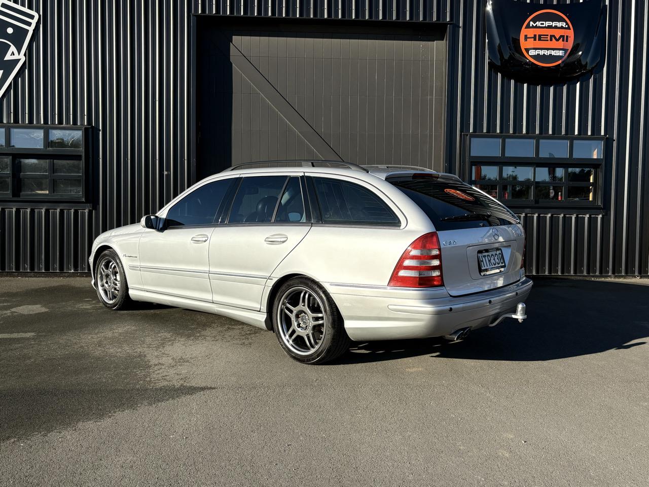 2001 Mercedes-Benz C 32