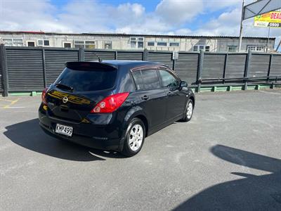 2007 Nissan Tiida - Thumbnail