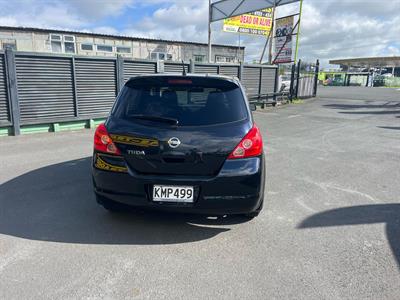 2007 Nissan Tiida - Thumbnail