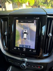 2020 Volvo XC60 - Thumbnail