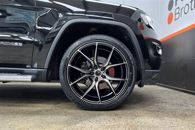 2018 Jeep Grand Cherokee - Thumbnail