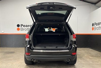 2018 Jeep Grand Cherokee - Thumbnail