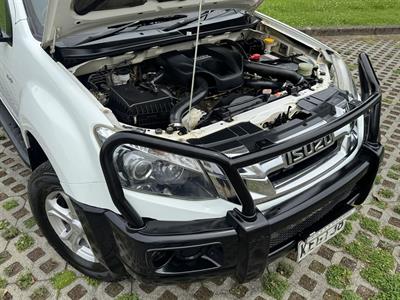 2016 Isuzu D-Max - Thumbnail