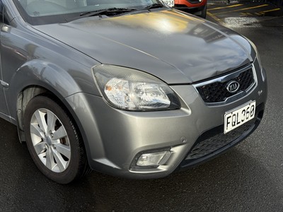 2010 Kia Rio - Thumbnail