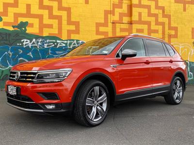 2018 Volkswagen Tiguan - Thumbnail