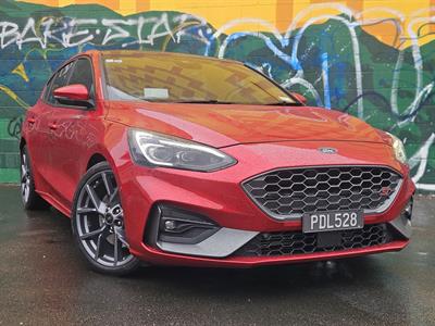 2022 Ford Focus - Thumbnail