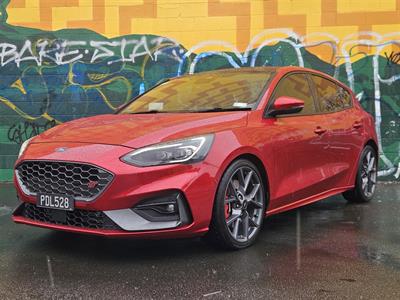 2022 Ford Focus - Thumbnail