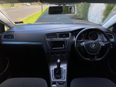 2013 Volkswagen Golf - Thumbnail