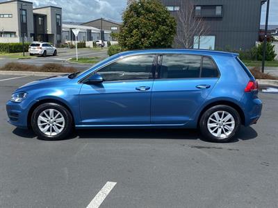 2013 Volkswagen Golf - Thumbnail