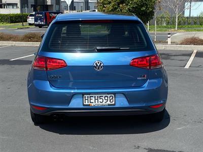 2013 Volkswagen Golf - Thumbnail