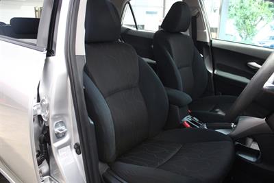 2011 Toyota Corolla - Thumbnail