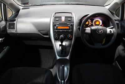 2011 Toyota Corolla - Thumbnail