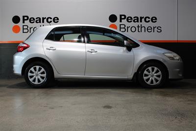 2011 Toyota Corolla - Thumbnail