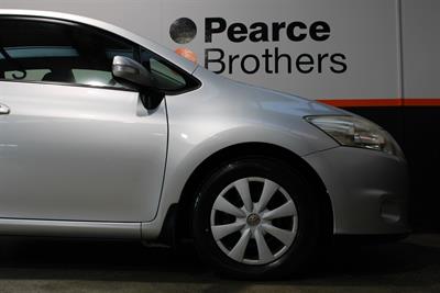 2011 Toyota Corolla - Thumbnail