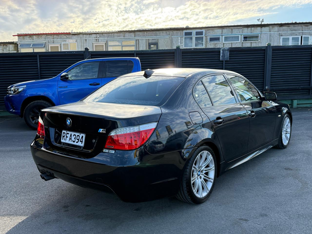 2009 BMW 525I