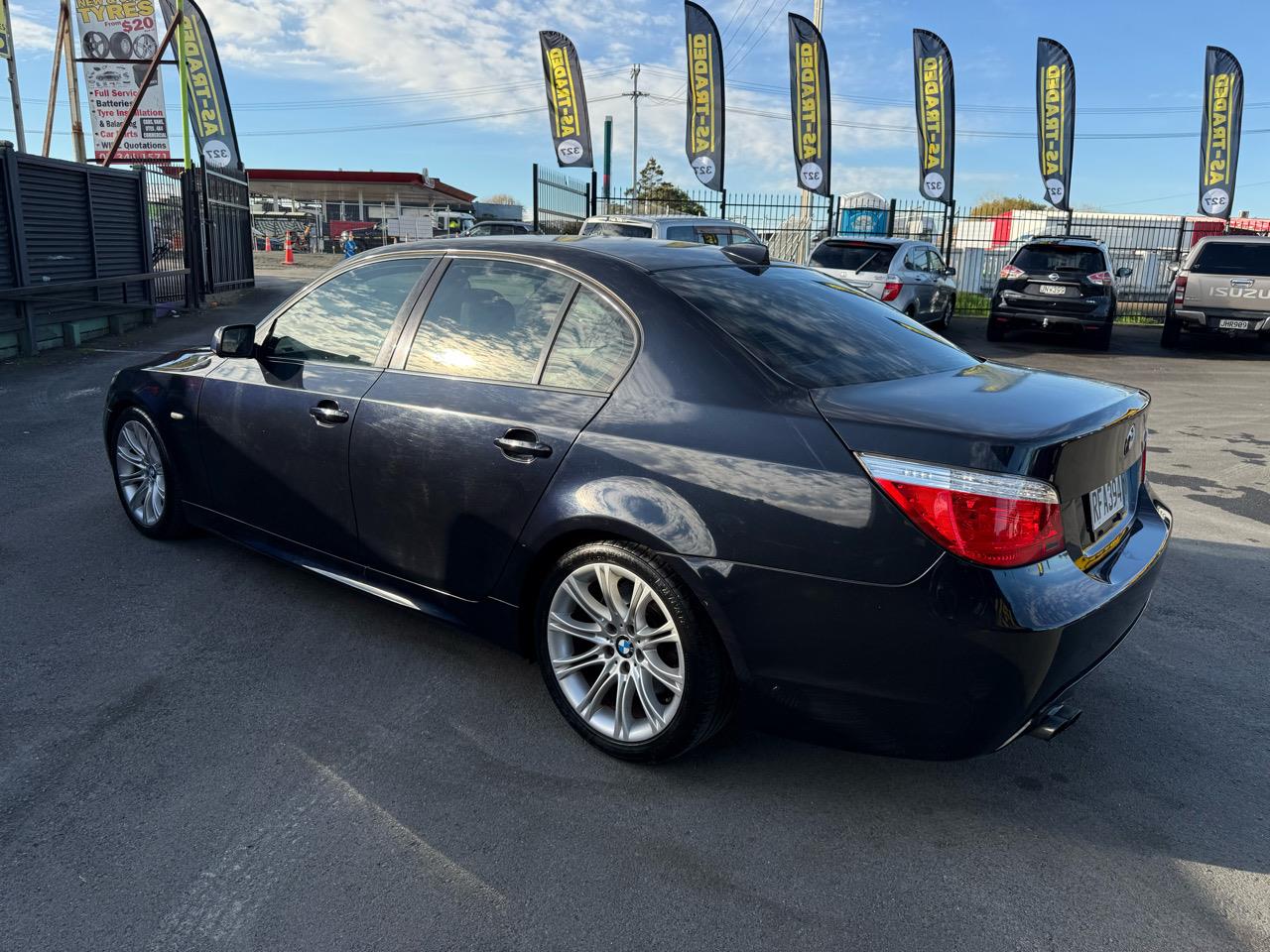 2009 BMW 525I