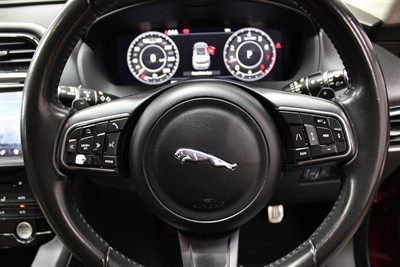 2019 Jaguar F-Pace - Thumbnail