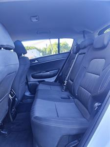 2021 Kia SPORTAGE - Thumbnail