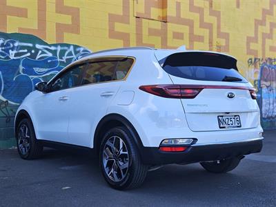2021 Kia SPORTAGE - Thumbnail