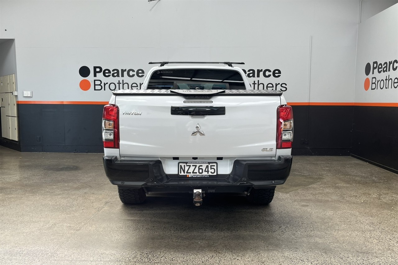 2022 Mitsubishi Triton