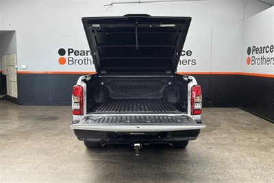 2022 Mitsubishi Triton - Thumbnail