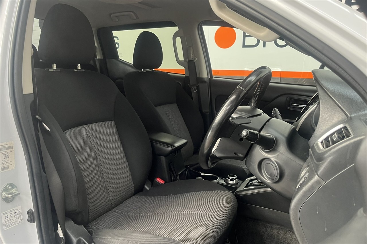 2022 Mitsubishi Triton