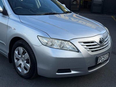 2006 Toyota Camry - Thumbnail