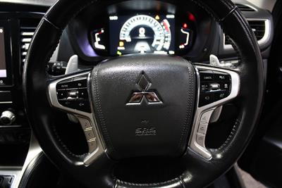 2021 Mitsubishi Pajero Sport - Thumbnail