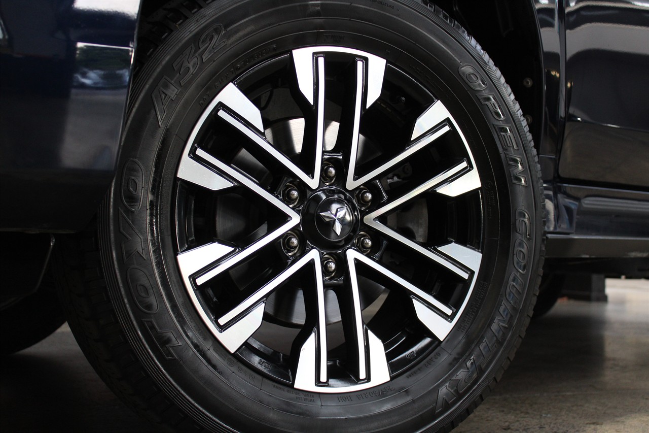 2021 Mitsubishi Pajero Sport