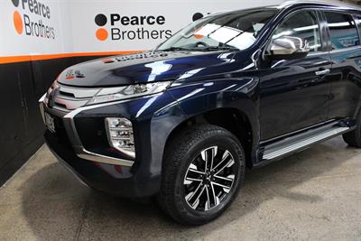 2021 Mitsubishi Pajero Sport - Thumbnail