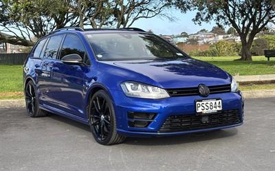 2016 Volkswagen Golf - Thumbnail