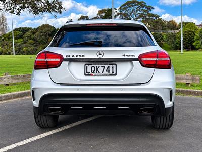 2018 Mercedes-Benz GLA 250 - Thumbnail