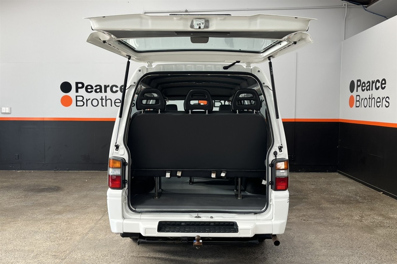2014 Mitsubishi L300