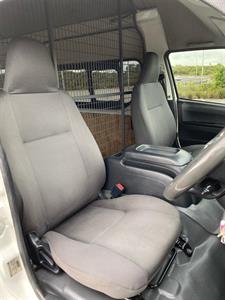 2018 Toyota Hiace - Thumbnail