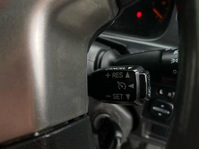 2018 Toyota Hiace - Thumbnail