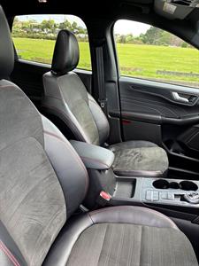 2023 Ford Escape - Thumbnail