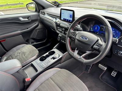 2023 Ford Escape - Thumbnail