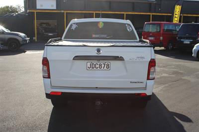 2015 Ssangyong Actyon Sport - Thumbnail