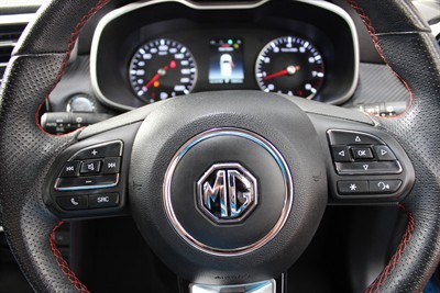 2022 MG Zs - Thumbnail