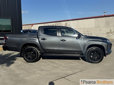 2024 Mitsubishi Triton - Thumbnail