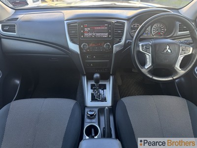 2024 Mitsubishi Triton - Thumbnail
