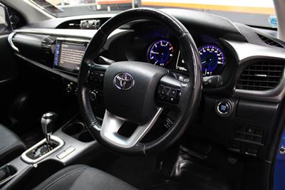 2017 Toyota Hilux - Thumbnail