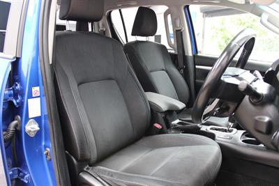 2017 Toyota Hilux - Thumbnail