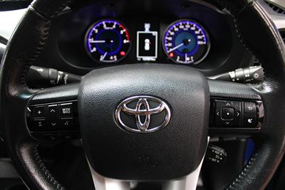 2017 Toyota Hilux - Thumbnail