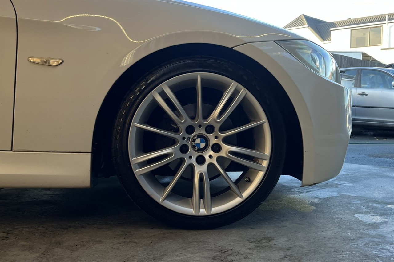 2006 BMW 320I