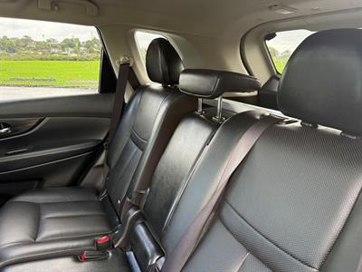 2019 Nissan X-Trail - Thumbnail