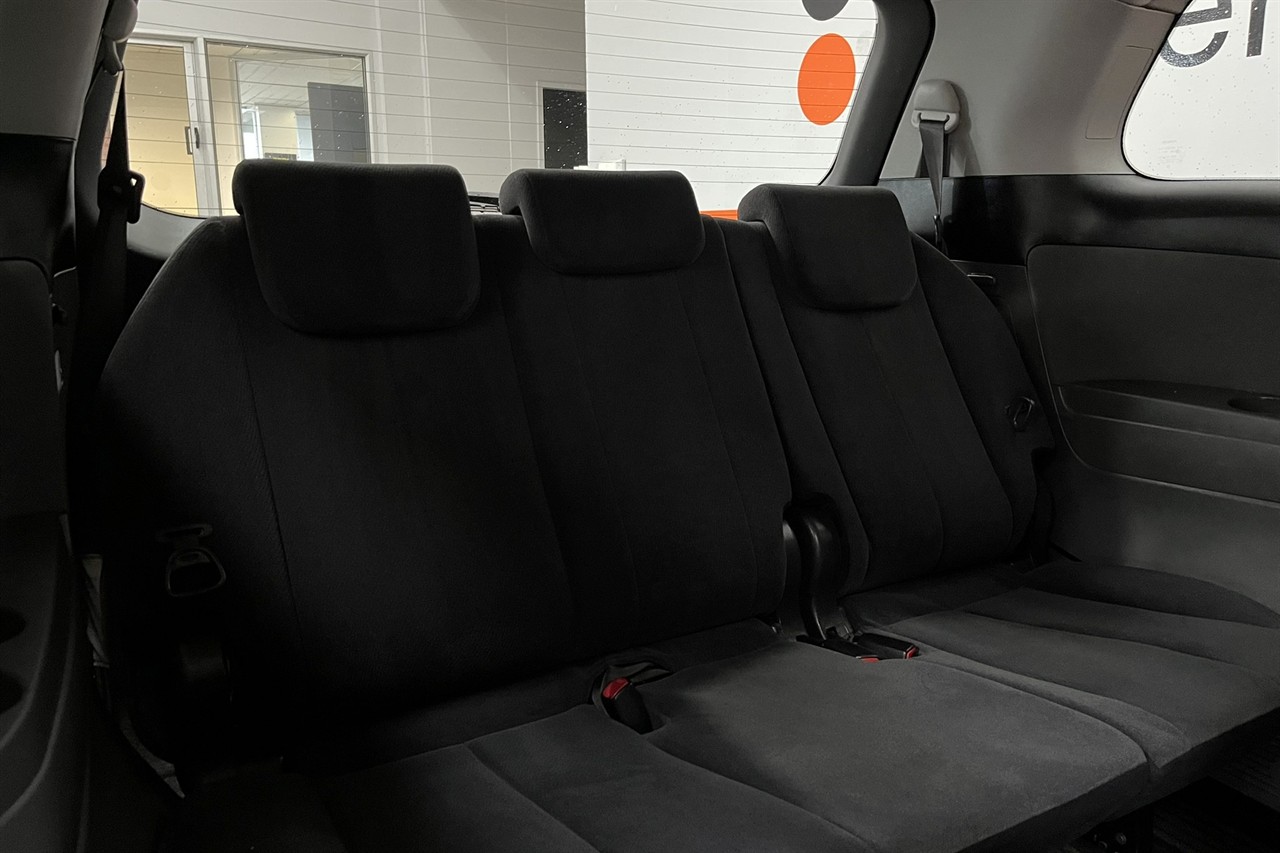 2011 Toyota Estima